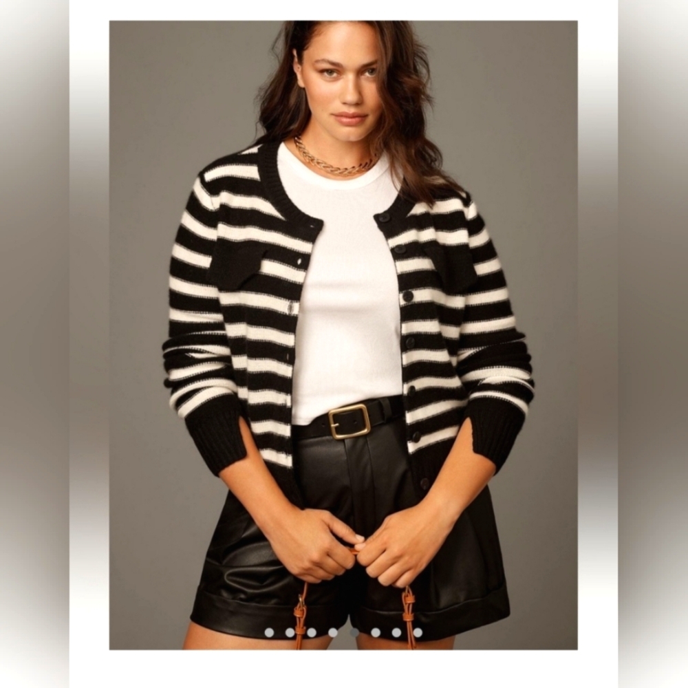 NWOT Anthropologie Maeve Cashmere sweater.